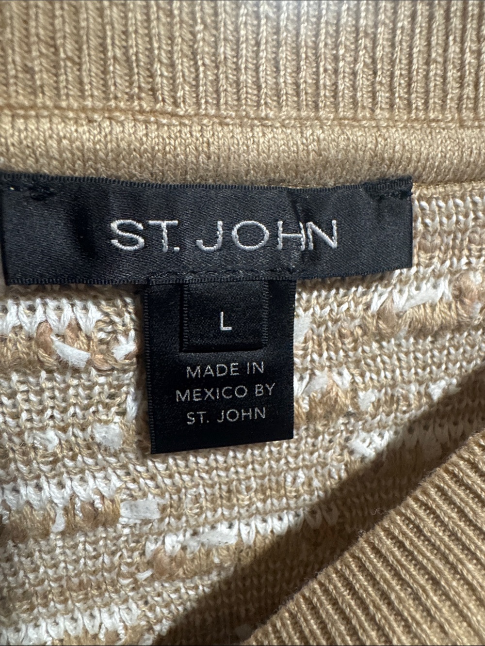 St. John Textured Knit Sweater Beige Ivory Long Sleeve - Picture 4 of 5